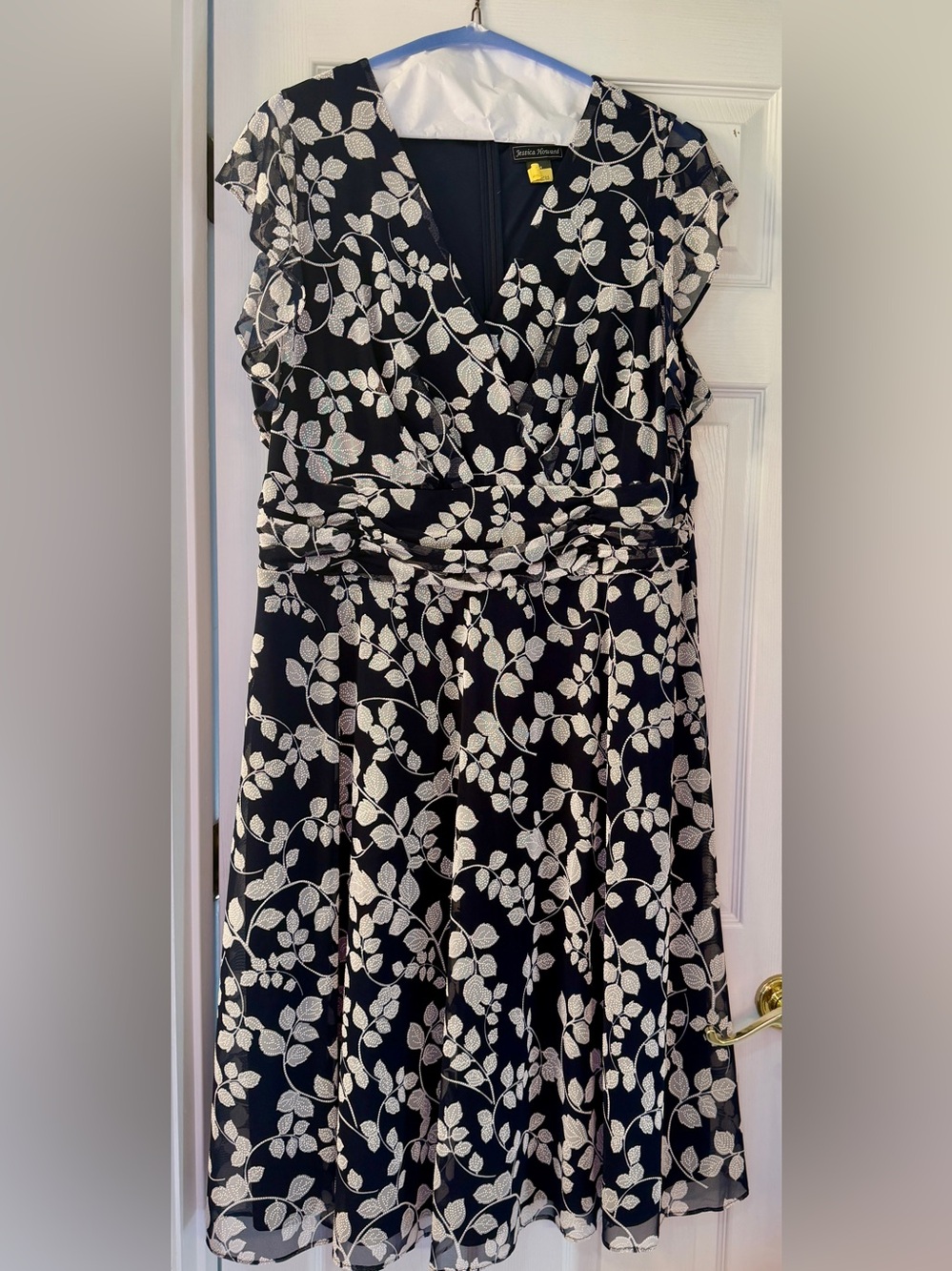 Jessica Howard Navy and White Floral Dress